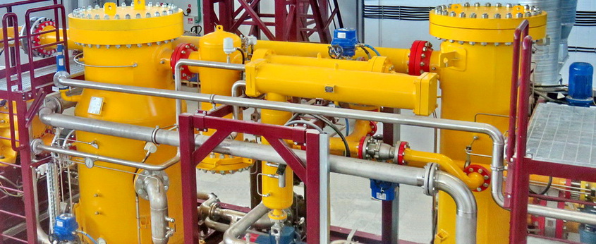 Multi-stage gas filtration system